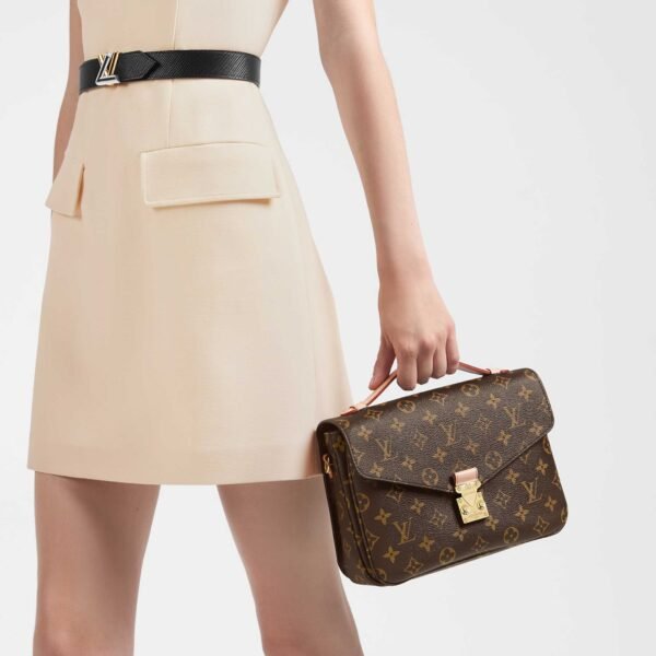 LV Pochette Metis (Gently Used)